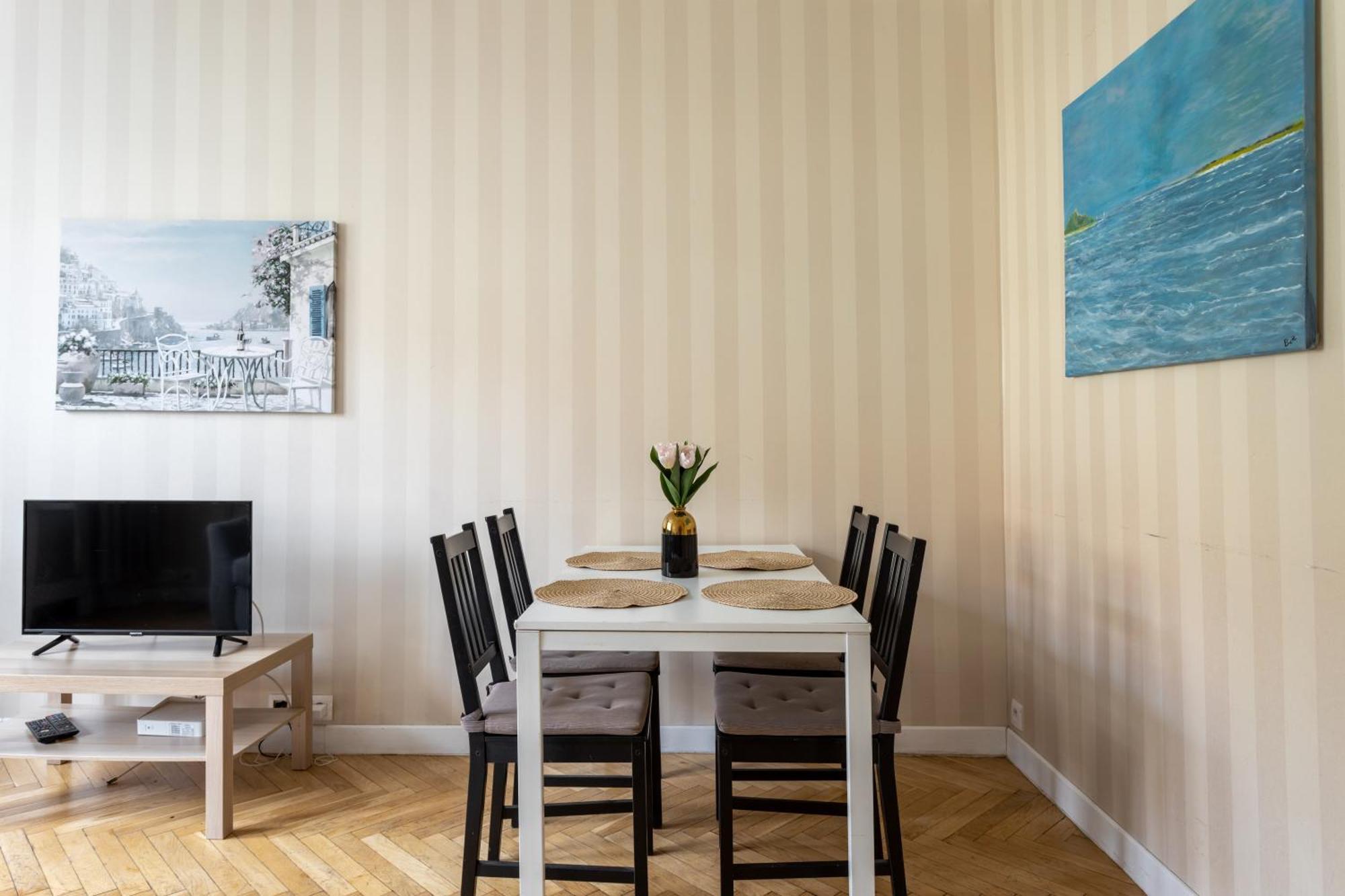 Apartament - Great Location - Big And Bright Apartment&nowy Swiat Warszawa